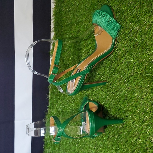 NWOT Emerald Green Jaggar Leather Heels - Picture 4 of 8